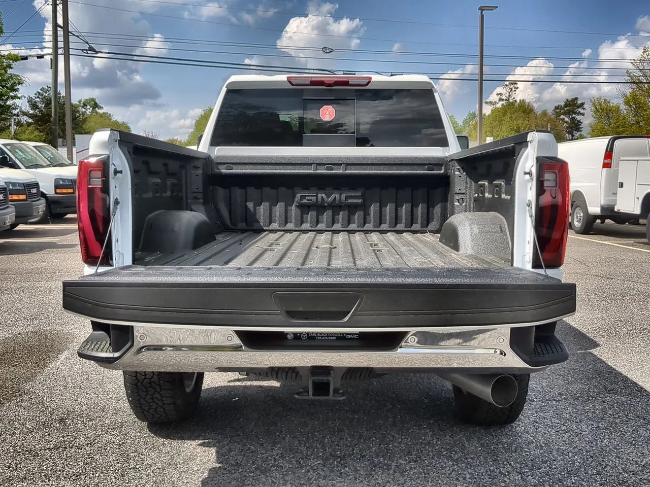 New 2026 Summit White GMC SLT image 27