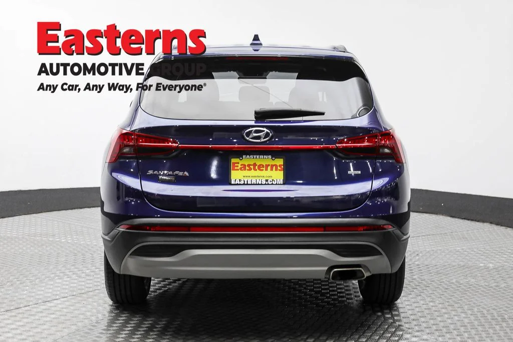 Used 2022 Blue Hyundai SE image 6