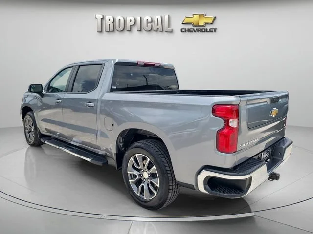 Used 2024 Sterling Gray Metallic Chevrolet LT image 3