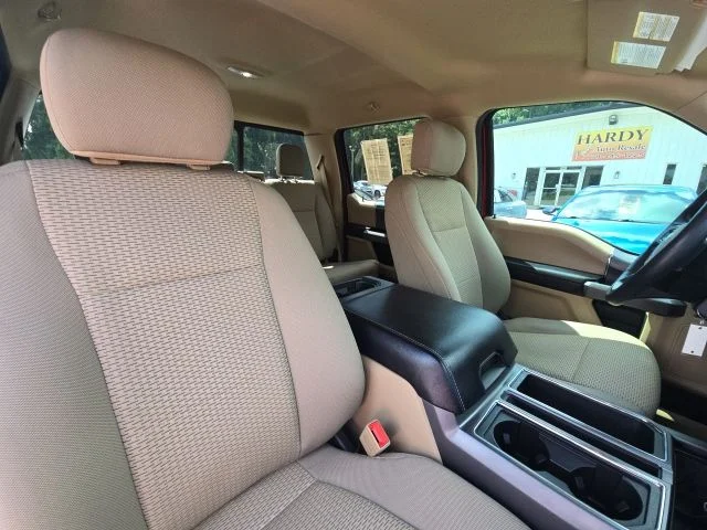 Used 2018 Red Ford XLT image 20