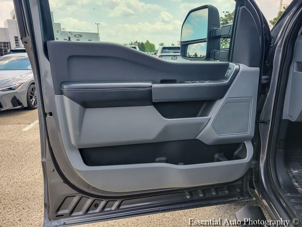 2024 Ford F-350 Super Duty XLT - Photo 16