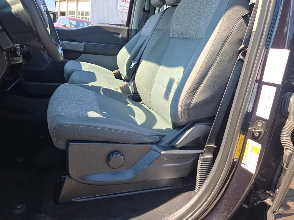 Used 2022 Black Ford XLT image 22
