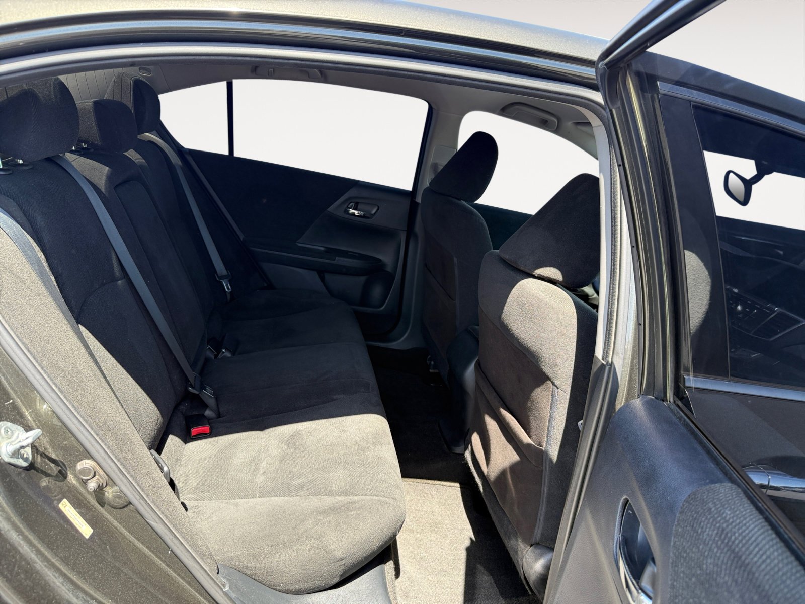 Used 2013 Gray Honda LX image 18
