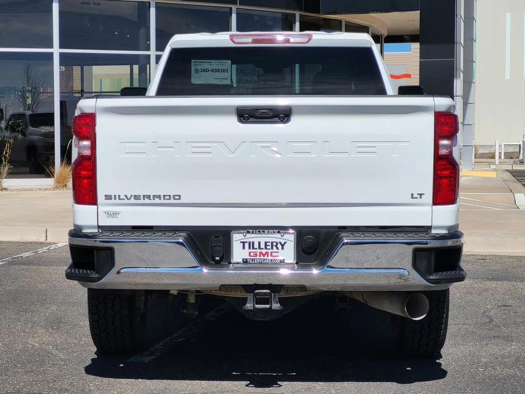 Used 2024 Summit White Chevrolet LT image 6