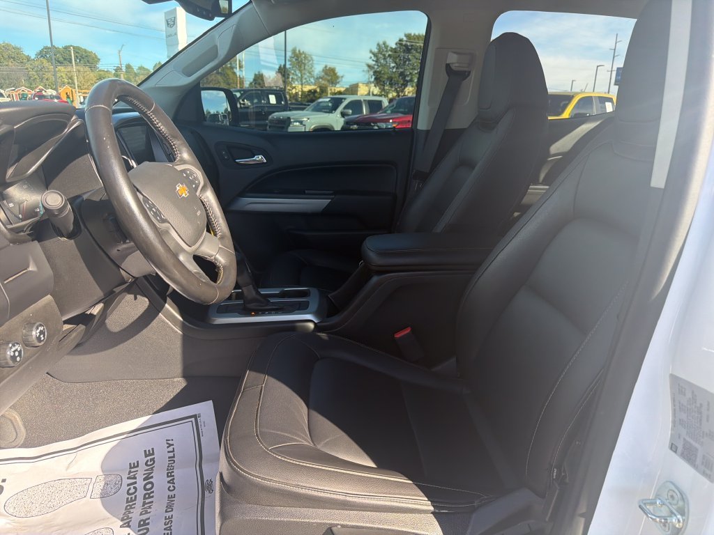 Used 2021 White Chevrolet LT image 13
