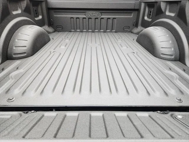 New 2026 Agate Black Metallic Ford F-250® Lariat® image 46