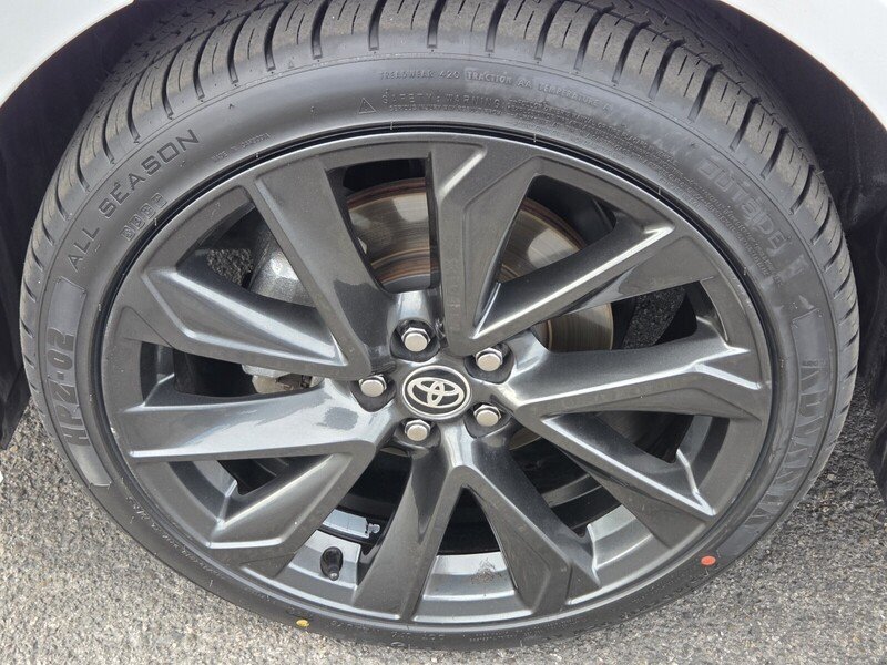 Used 2025 White Toyota SE image 13