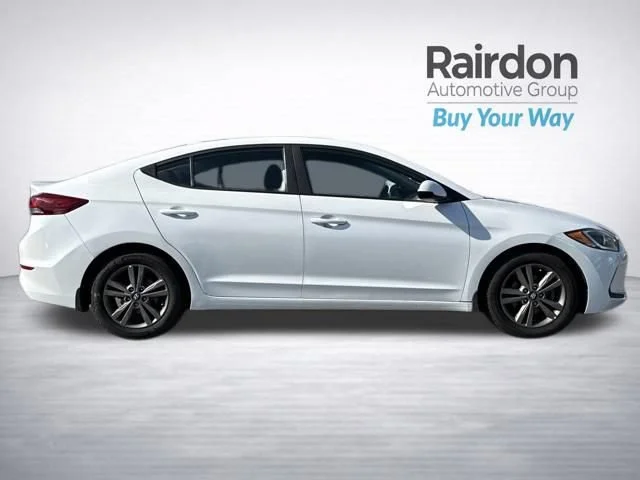 Used 2018 Quartz White Pearl Hyundai SEL image 8