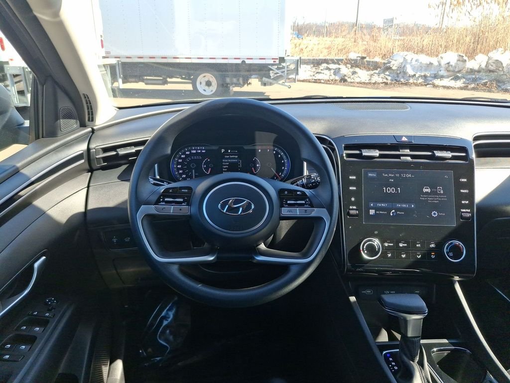 Used 2023 Black Hyundai SEL image 11