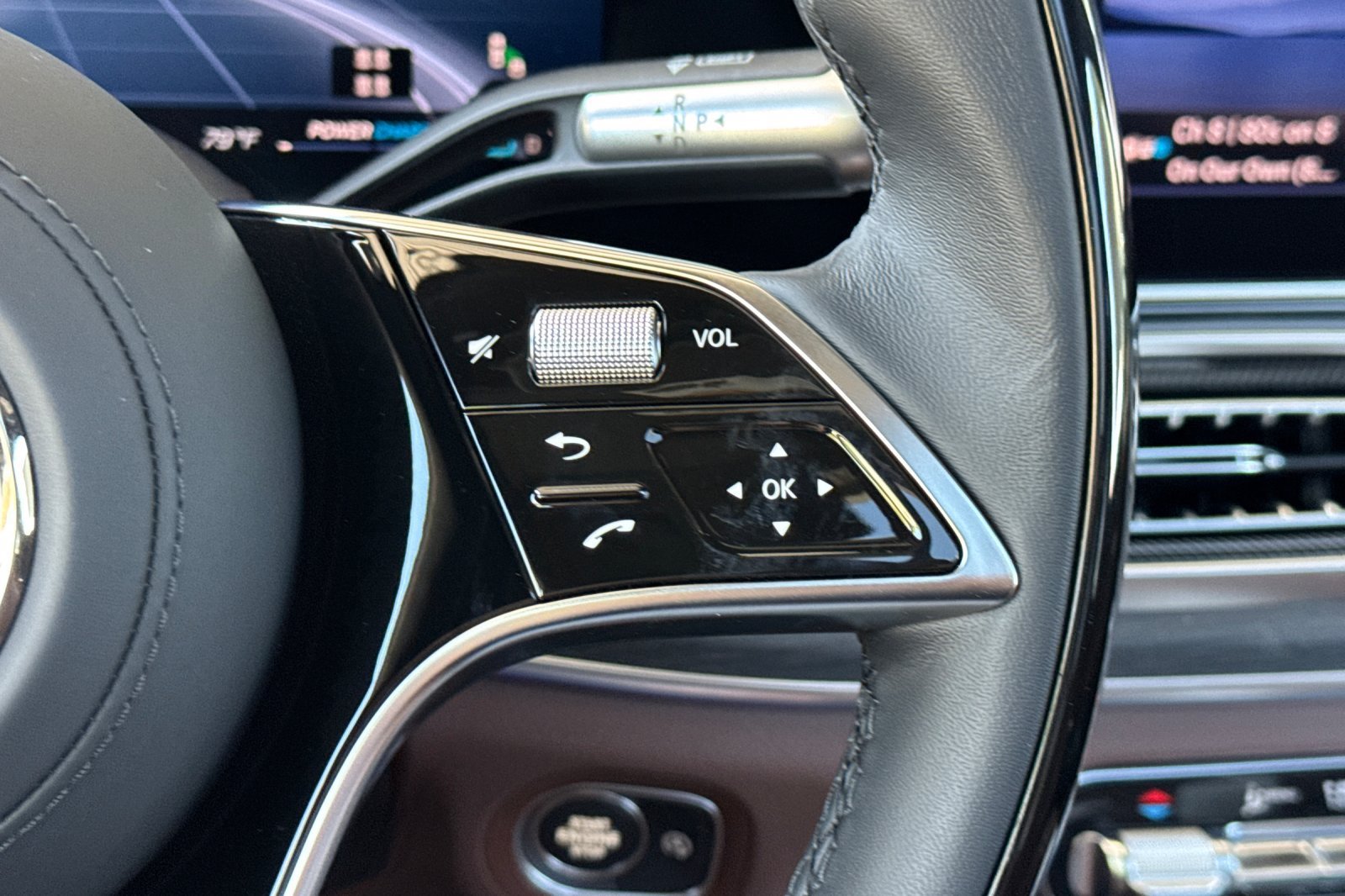 New 2027 Obsidian Black Metallic Mercedes-Benz GLS 450 image 27