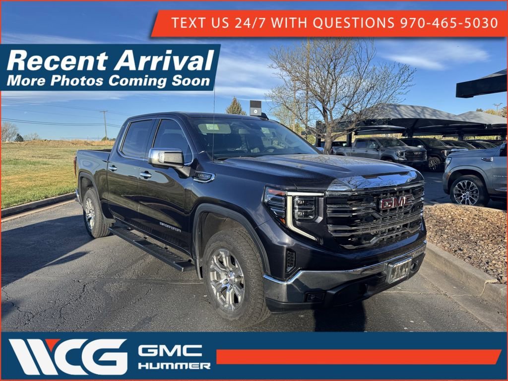 2022 GMC Sierra 4WD Crew Cab Short Box SLT's photo
