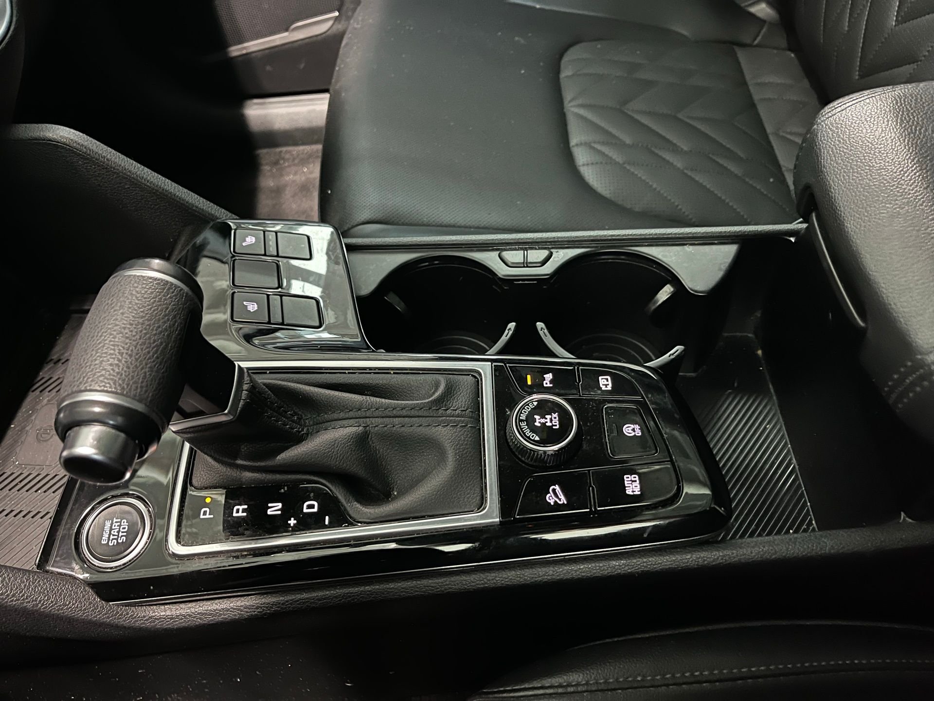 Used 2024 Green Kia X-Line image 26