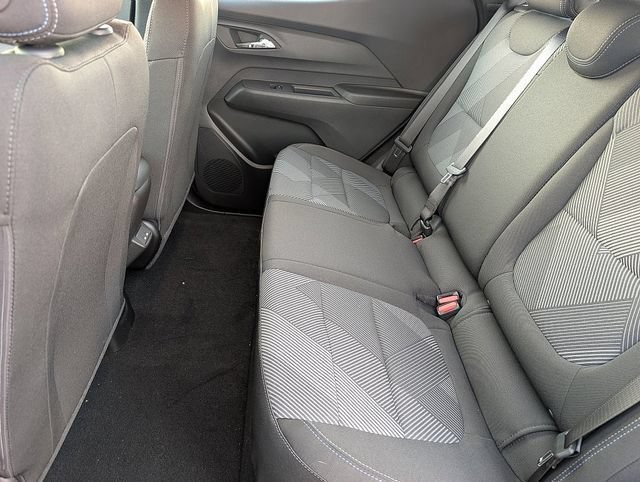 2027 Chevrolet Bolt LT - Photo 17