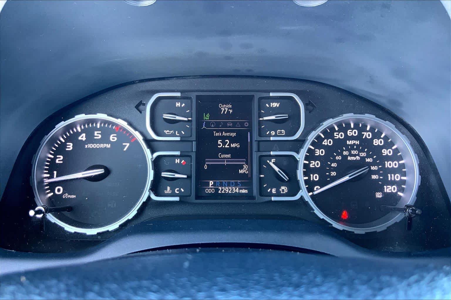 Used 2018 Quicksand Toyota SR5 image 24