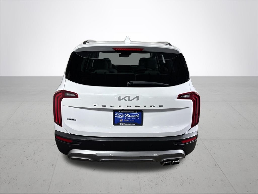 Used 2022 White Kia SX image 7
