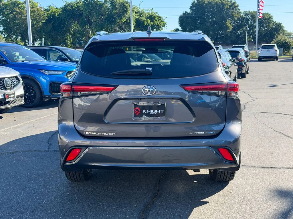 2022 Toyota Highlander Limited - Photo 7