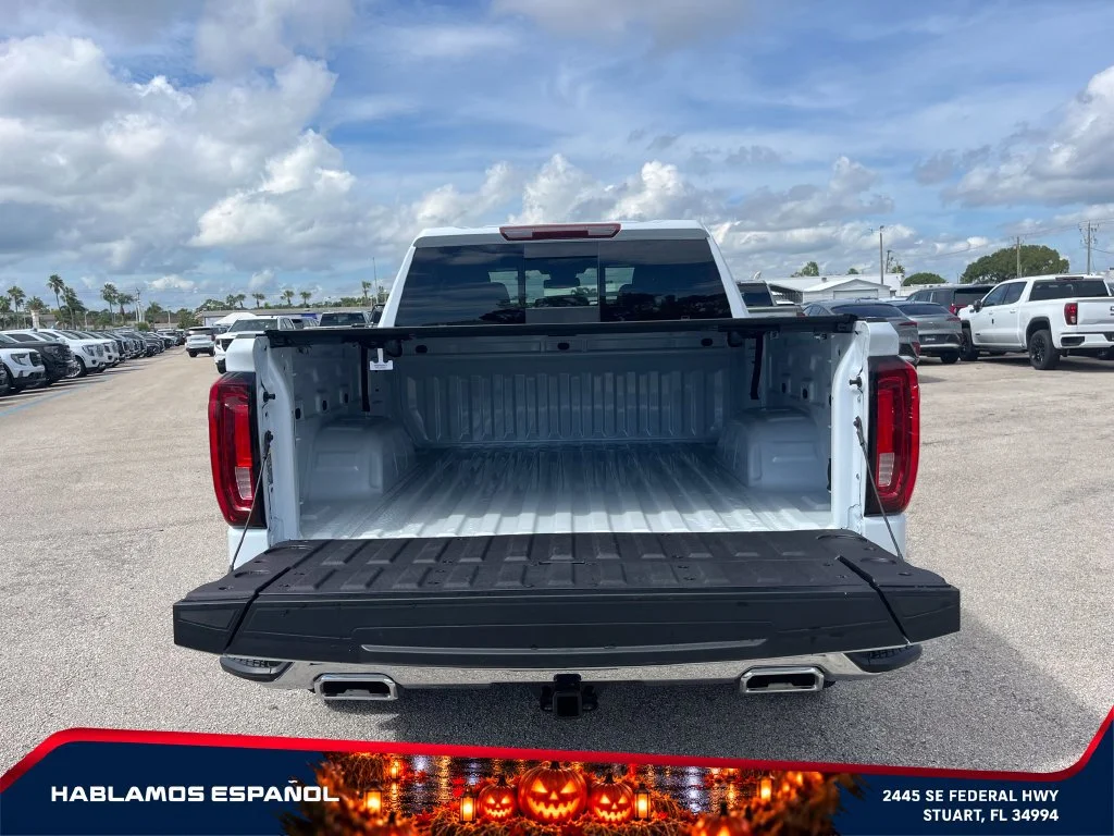 New 2026 Glacier White Tricoat GMC SLT image 16