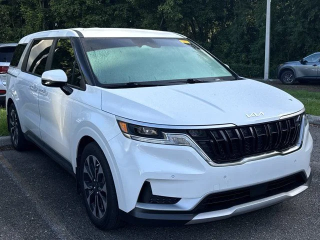 Used 2024 White Kia EX image 1
