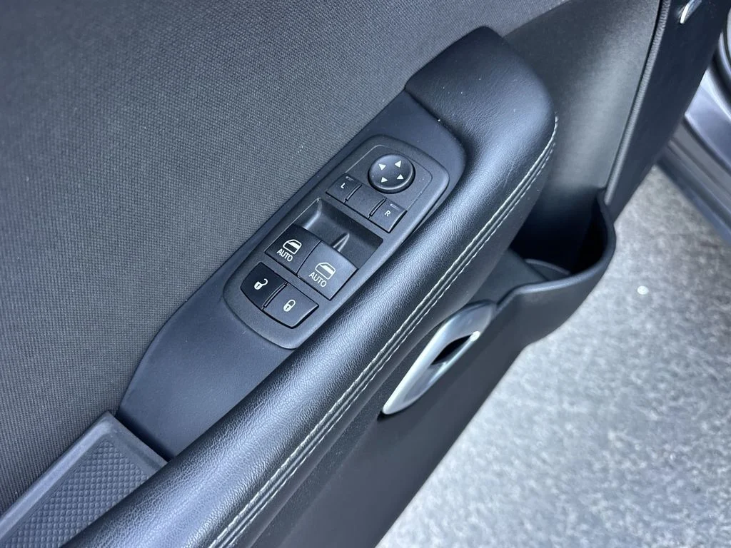 Used 2023 Gray Dodge SXT image 23