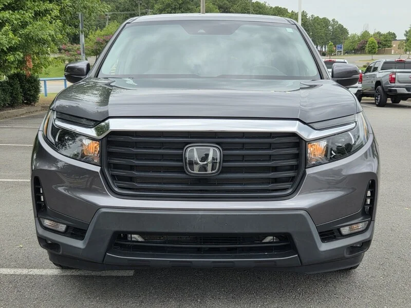 Used 2023 Modern Steel Metallic Honda RTL image 6