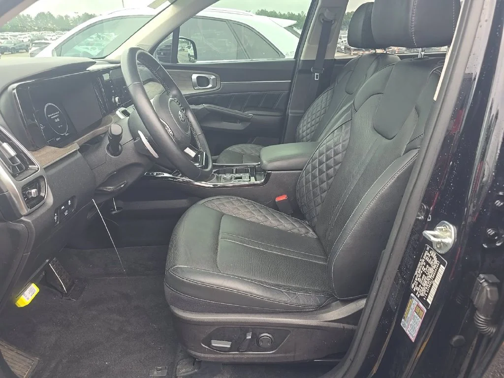 Used 2021 Black Kia SX Prestige X-Line image 5