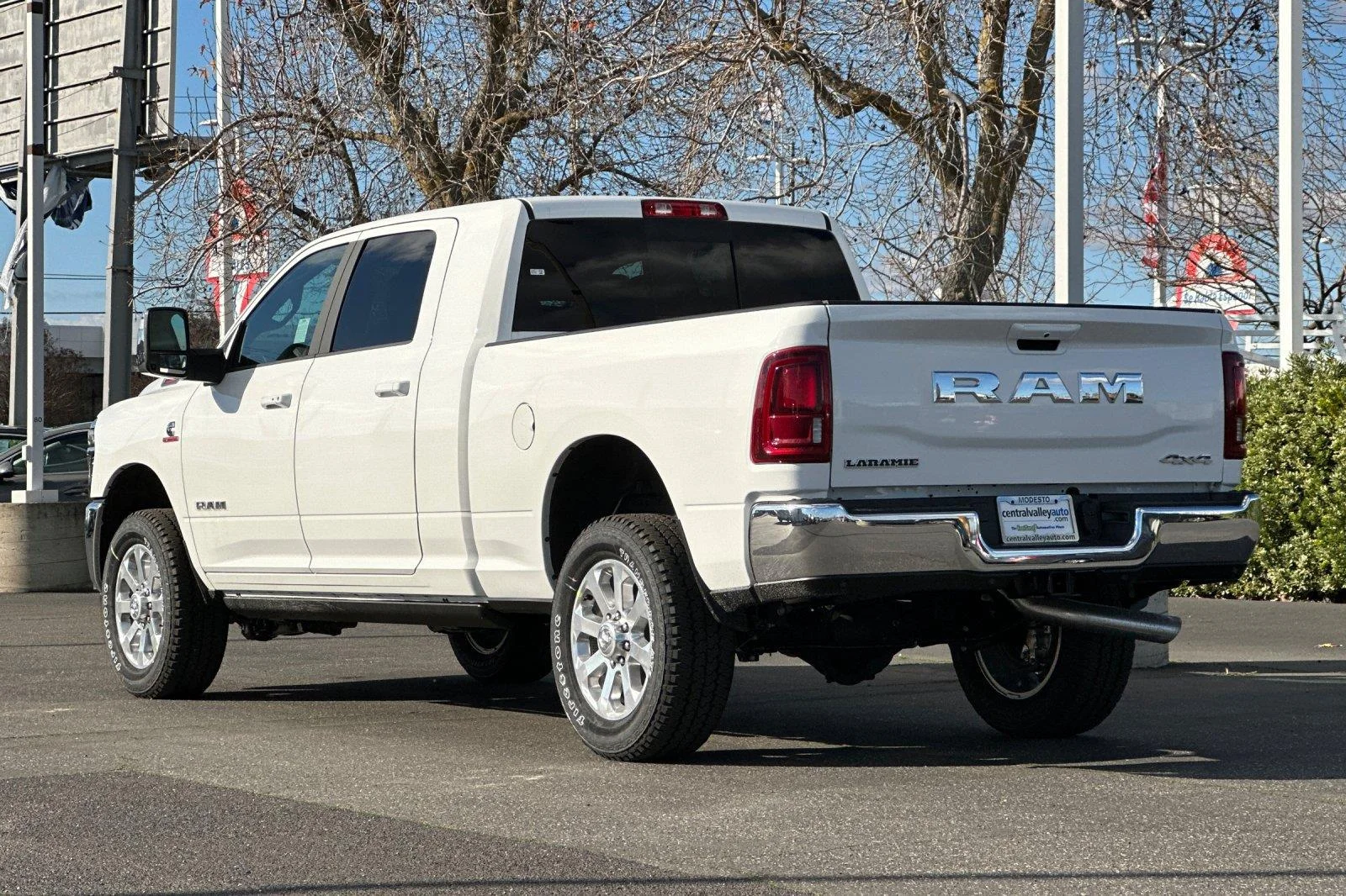 New 2026 Bright White Clear-Coat Exterior Paint RAM Laramie image 5