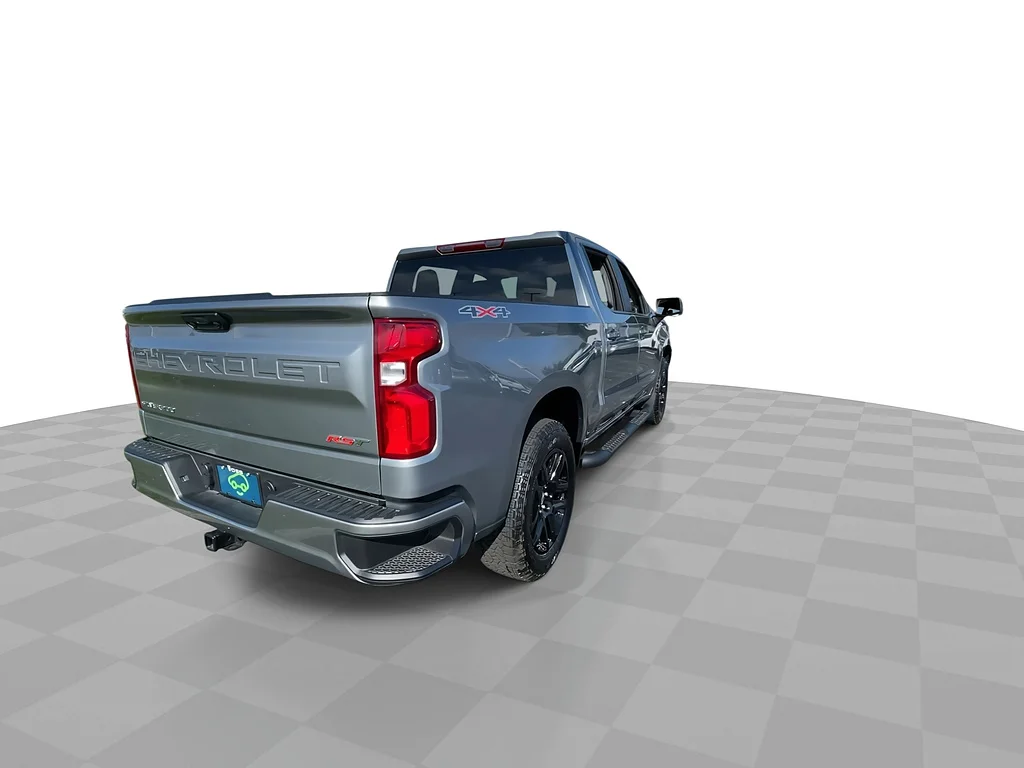 Used 2026 Sterling Gray Metallic Chevrolet RST image 9