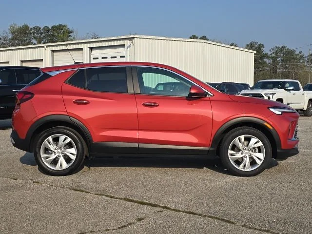 Used 2024 Red Buick Preferred image 6