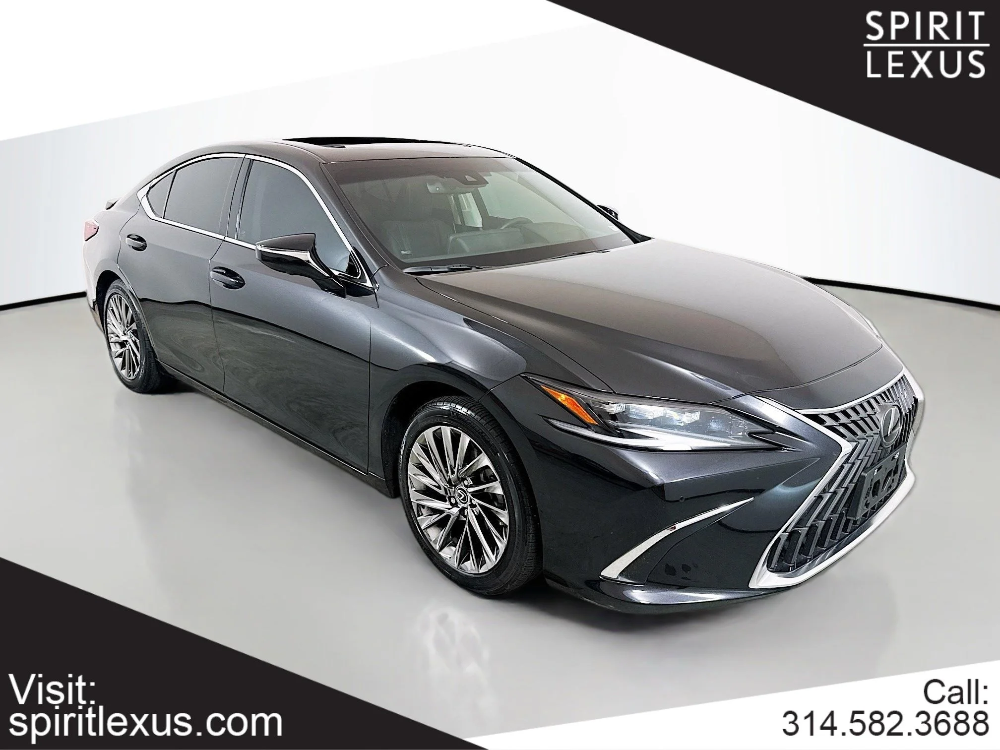 2025 Lexus ES 300h 300h Luxury's photo