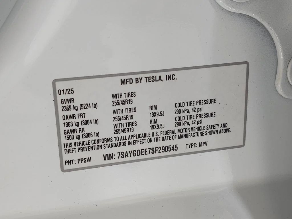 Used 2025 White Tesla Long Range image 33