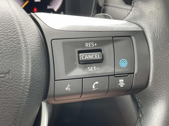 Used 2023 Black INFINITI LUXE image 16