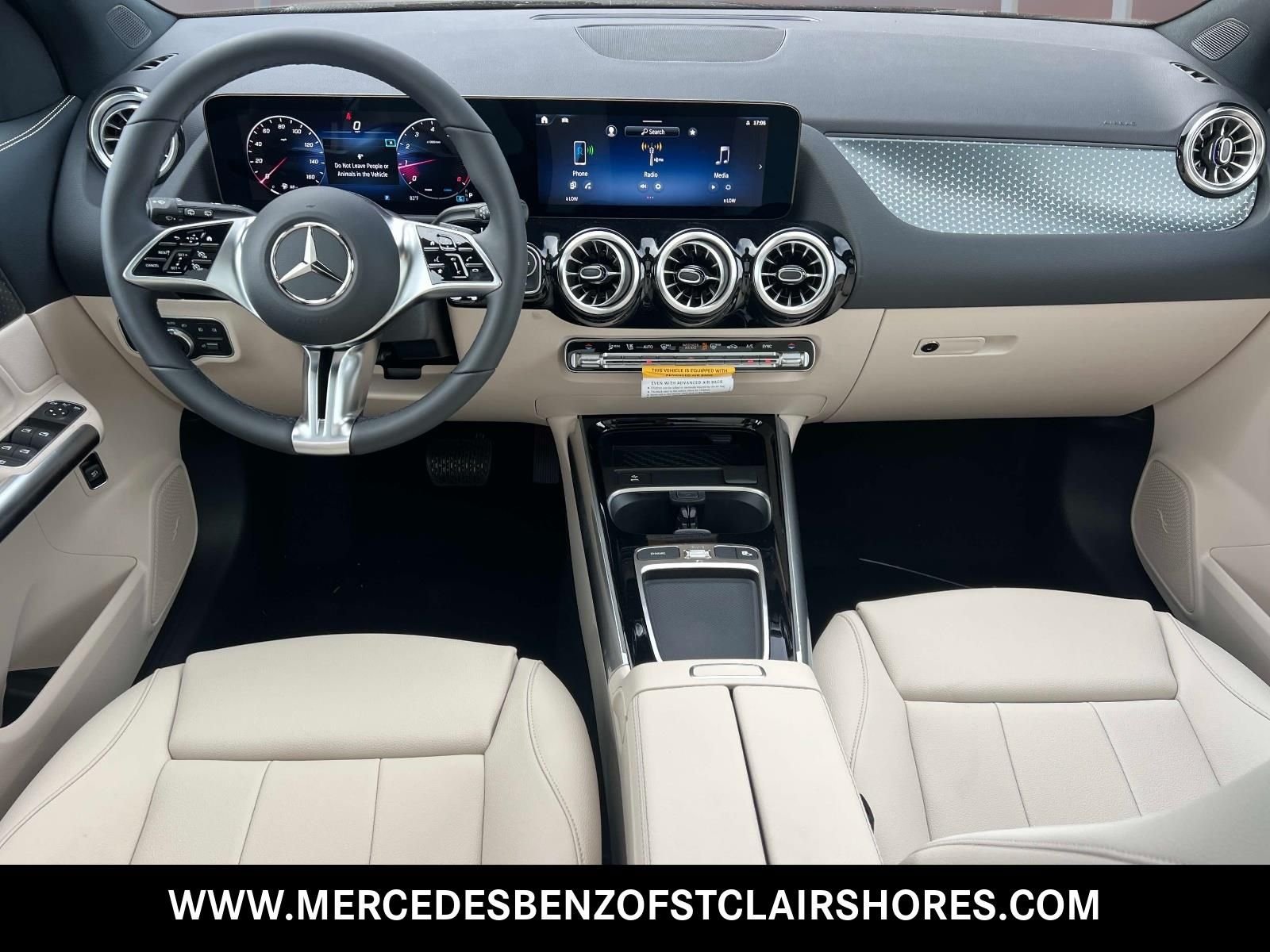 New 2026 Mountain Grey Metallic Mercedes-Benz GLA 250 image 11