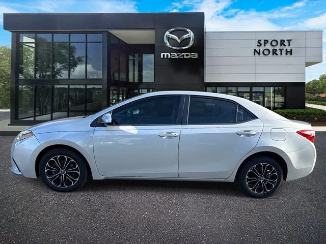 Used 2014 Silver Toyota L image 7