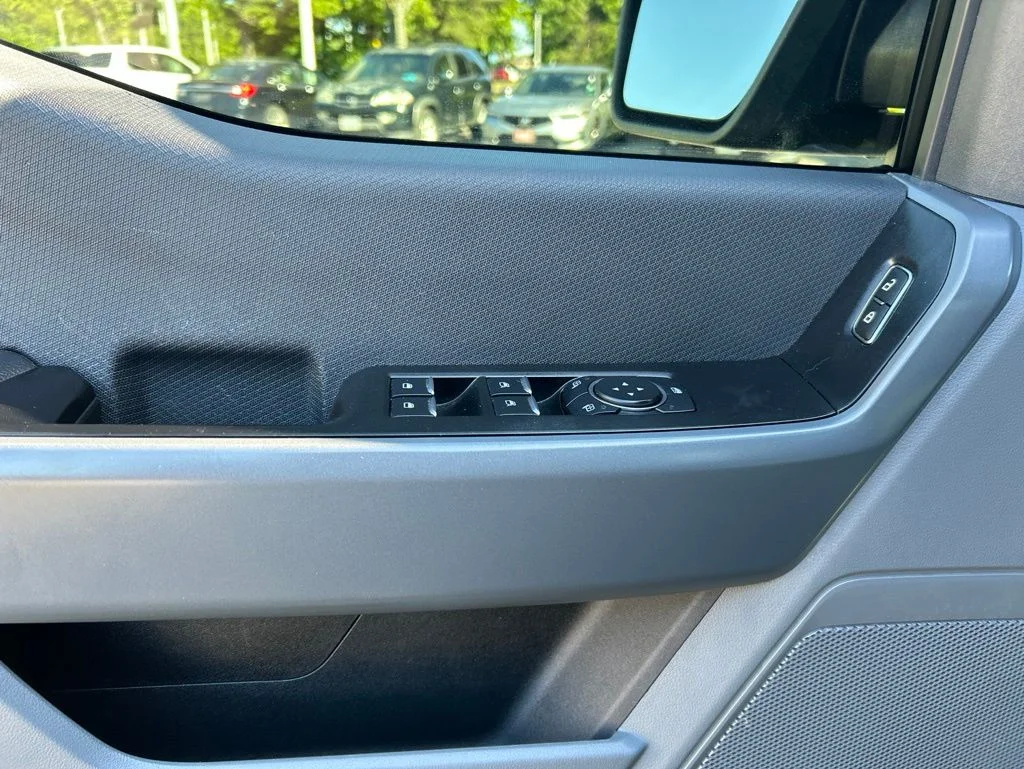 Used 2023 Blue Ford XLT image 15