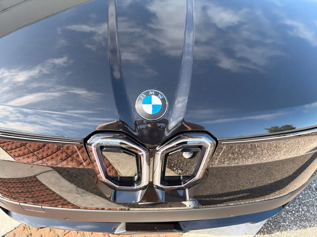 New 2027 Black Sapphire Metallic BMW 50 xDrive image 12