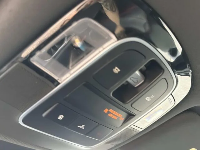 Certified Used 2022  Hyundai SEL Plus image 26