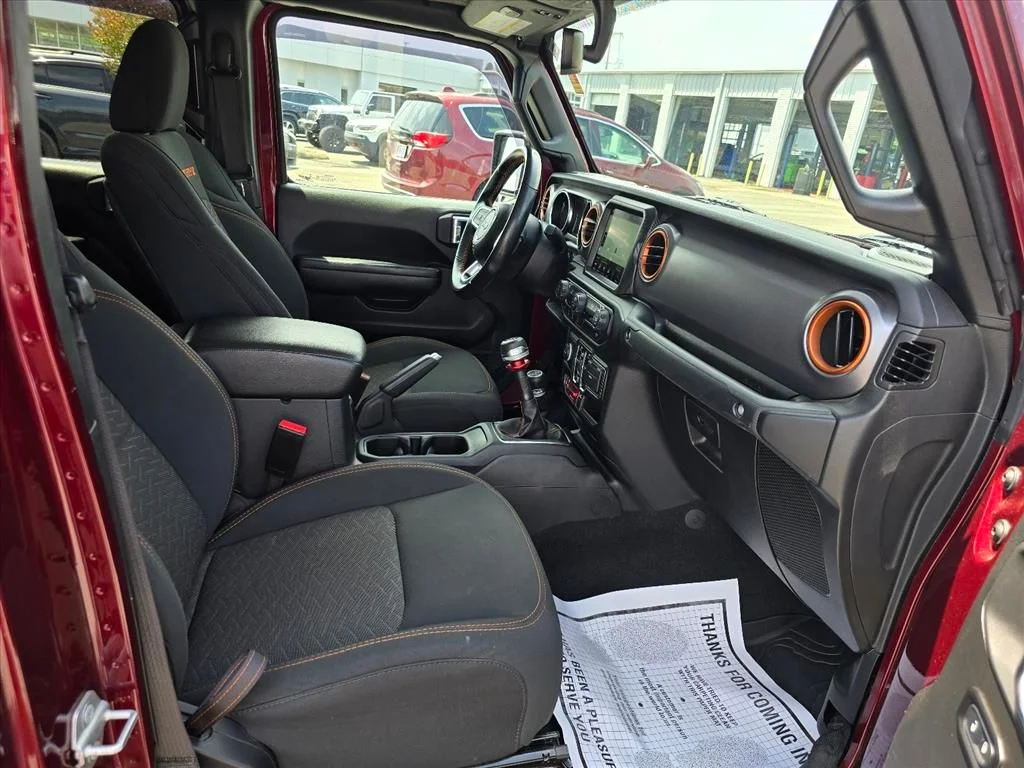 Used 2022 Red Jeep Mojave image 14