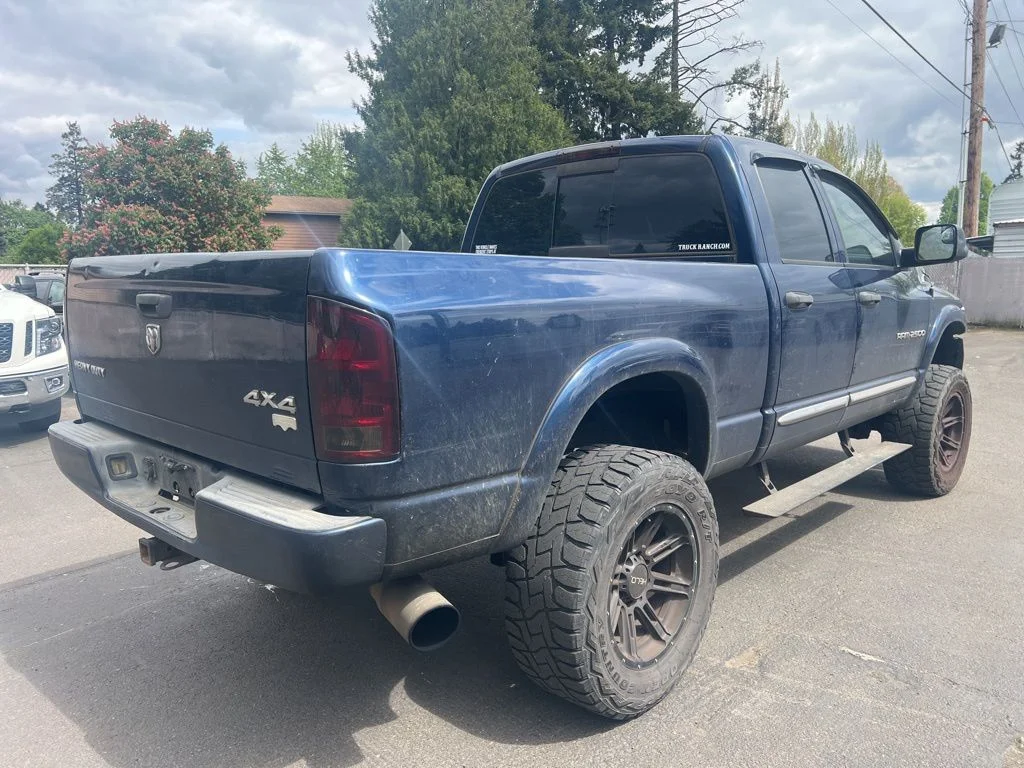 Used 2005 Blue Dodge Laramie image 4