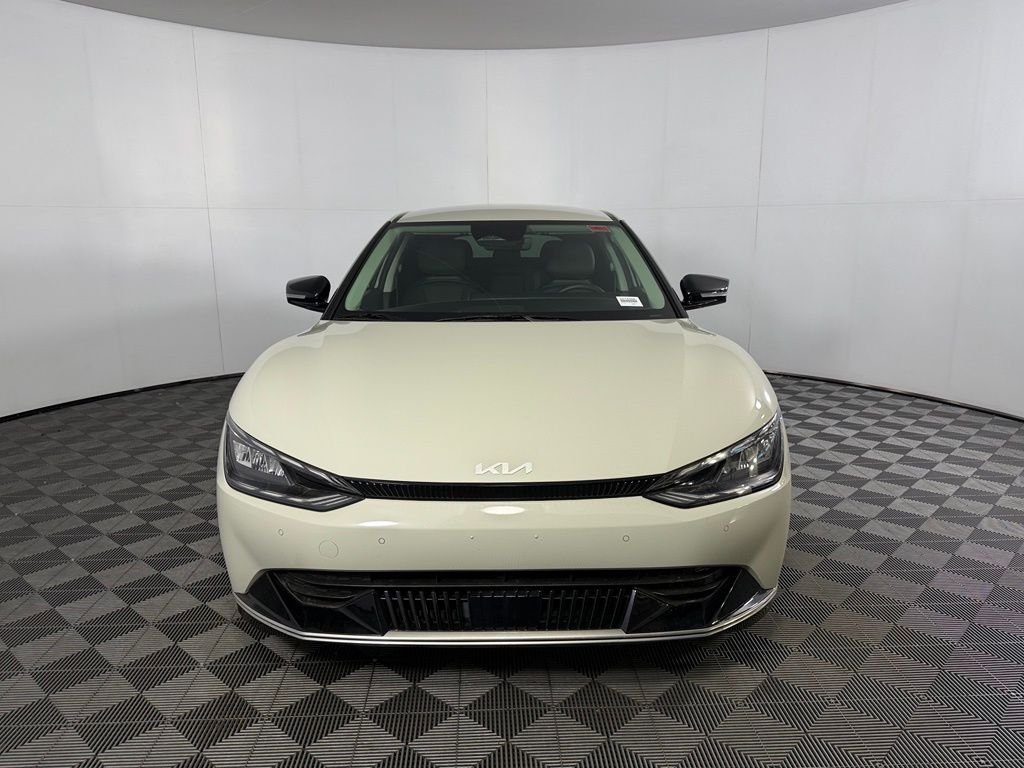 Used 2024 Glacier Kia Wind image 4