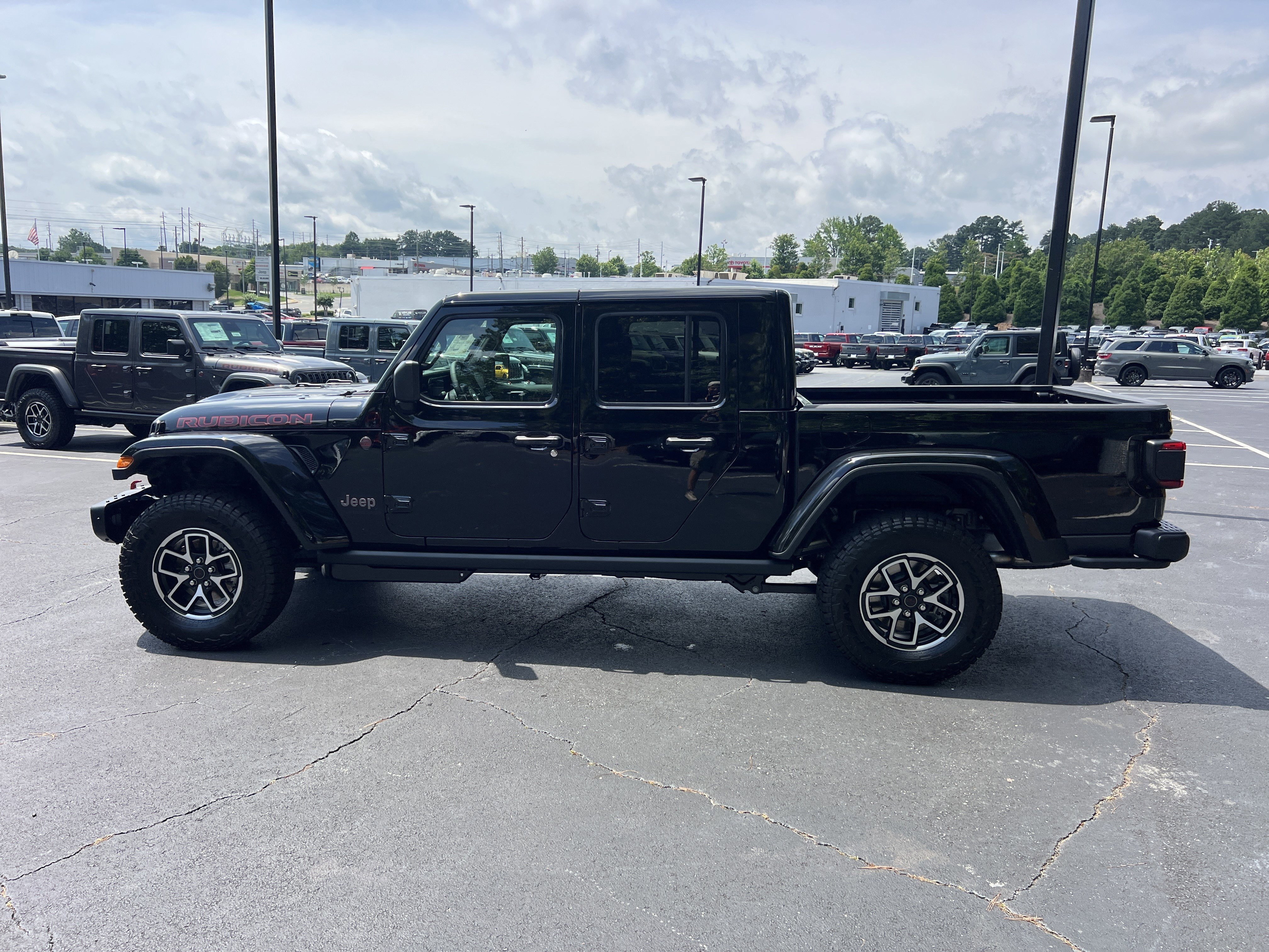 New 2026 Black Clearcoat Jeep Rubicon X image 4