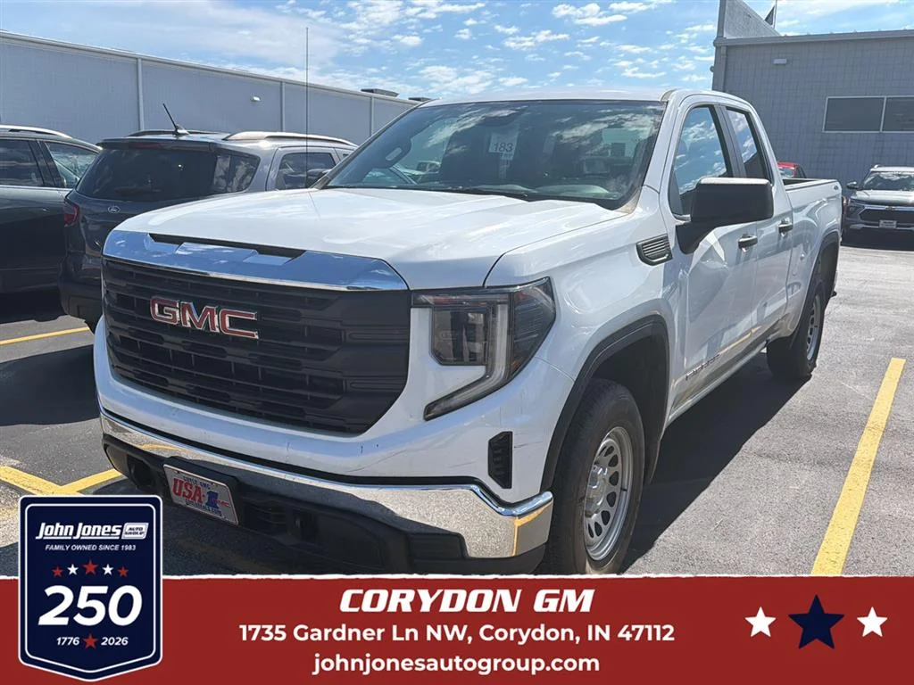 Used 2023 WHITE GMC TRUCK image 1
