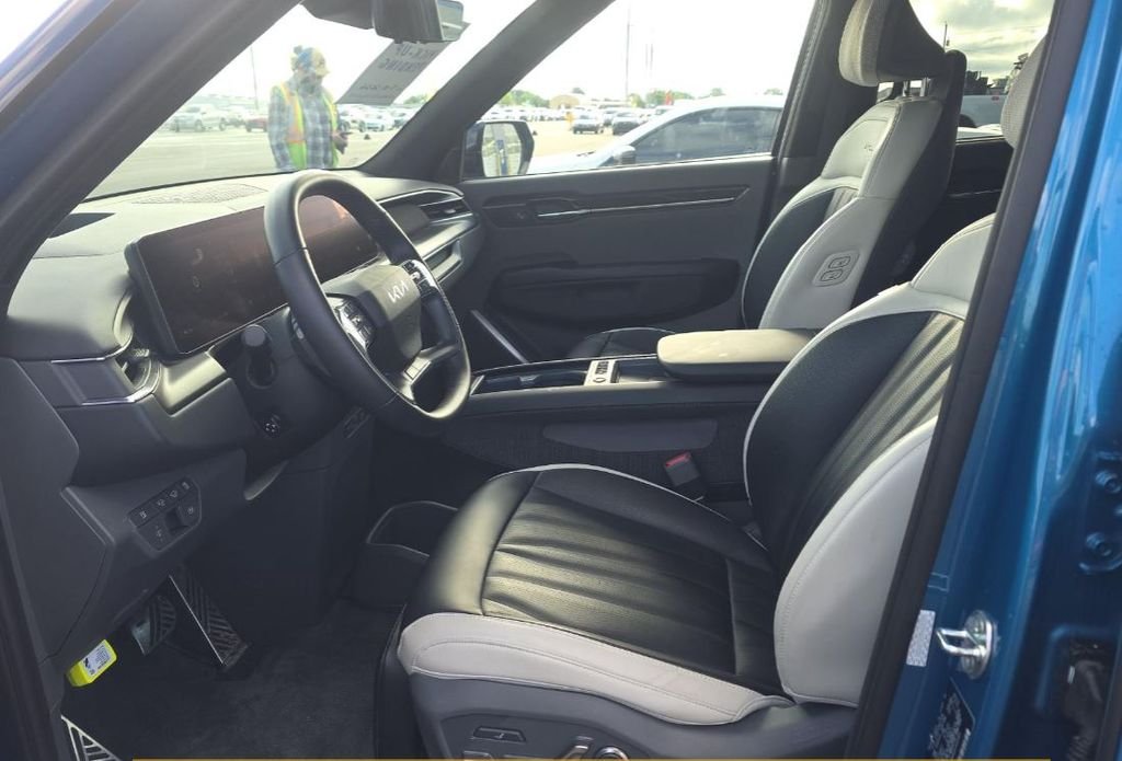 Used 2024 Blue Kia GT-Line image 5