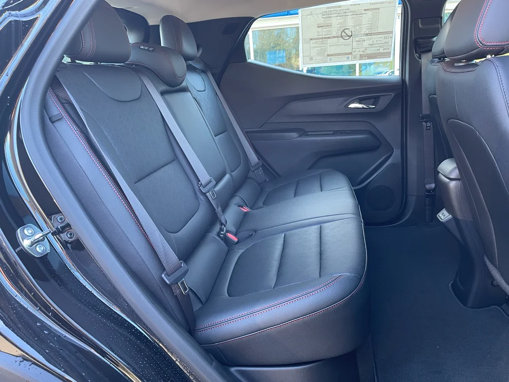 2027 Chevrolet Bolt RS - Photo 25