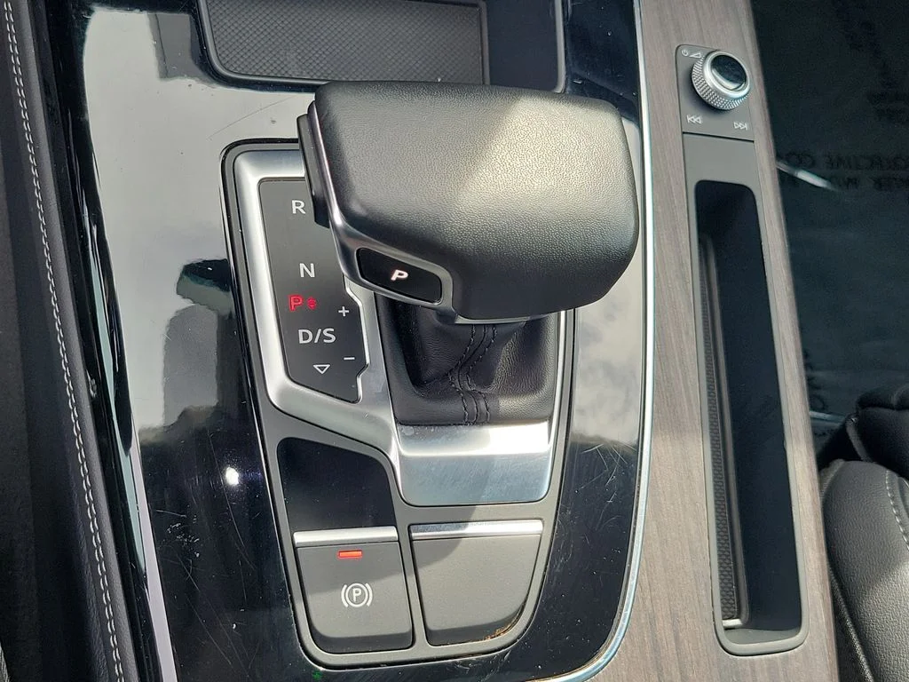 Used 2024 Black Audi 45 S line Premium image 41
