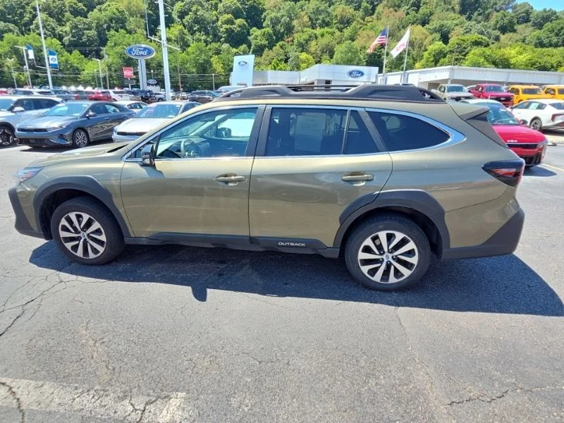 Used 2024 Brown Subaru Premium image 4