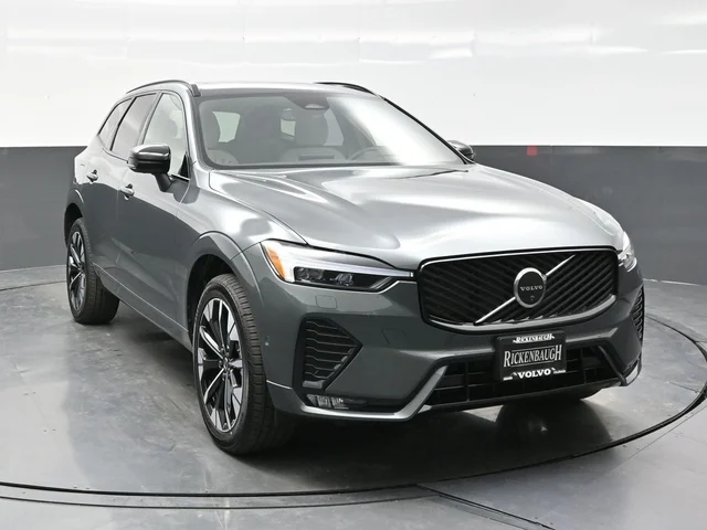 2026 Volvo XC60 B5 Plus