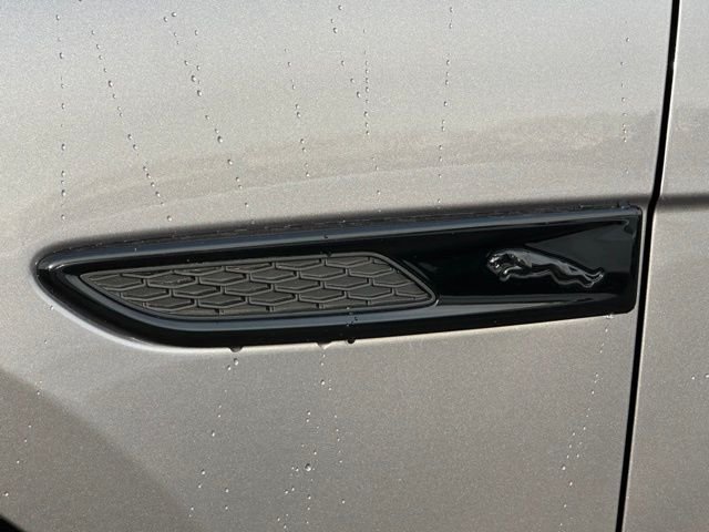 2022 Jaguar F-Pace S - Photo 11