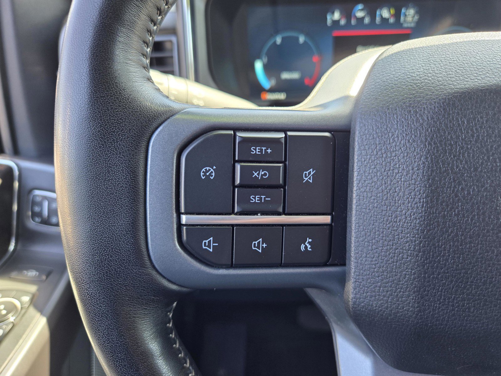 Certified Used 2024 Gray Ford  image 14