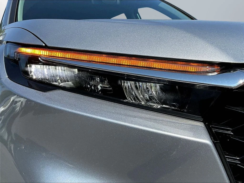 New 2026 Solar Silver Metallic Honda AWD EX image 26