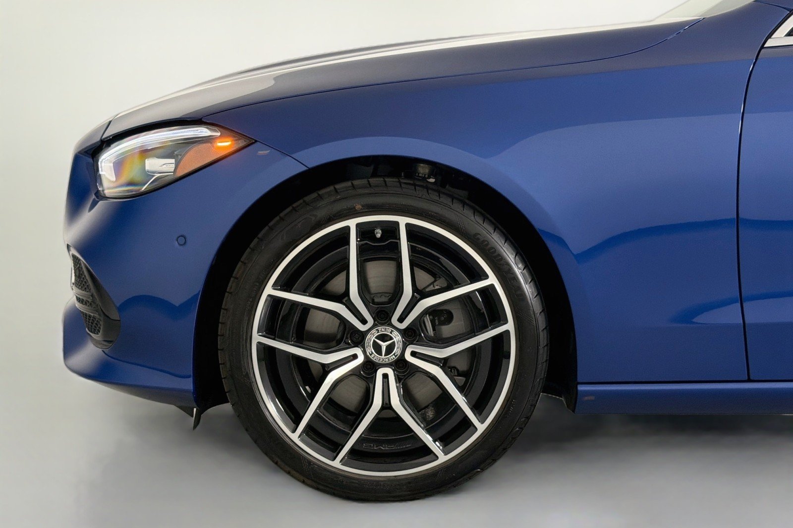 New 2026 Starling Blue Metallic Mercedes-Benz C 300 Sedan image 9